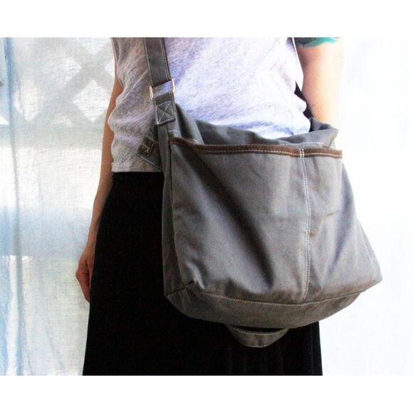 Thirty One Retro Metro Canvas Tote Bag Crossbody Natural Butterfly Boho Indie - Picture 3 of 16